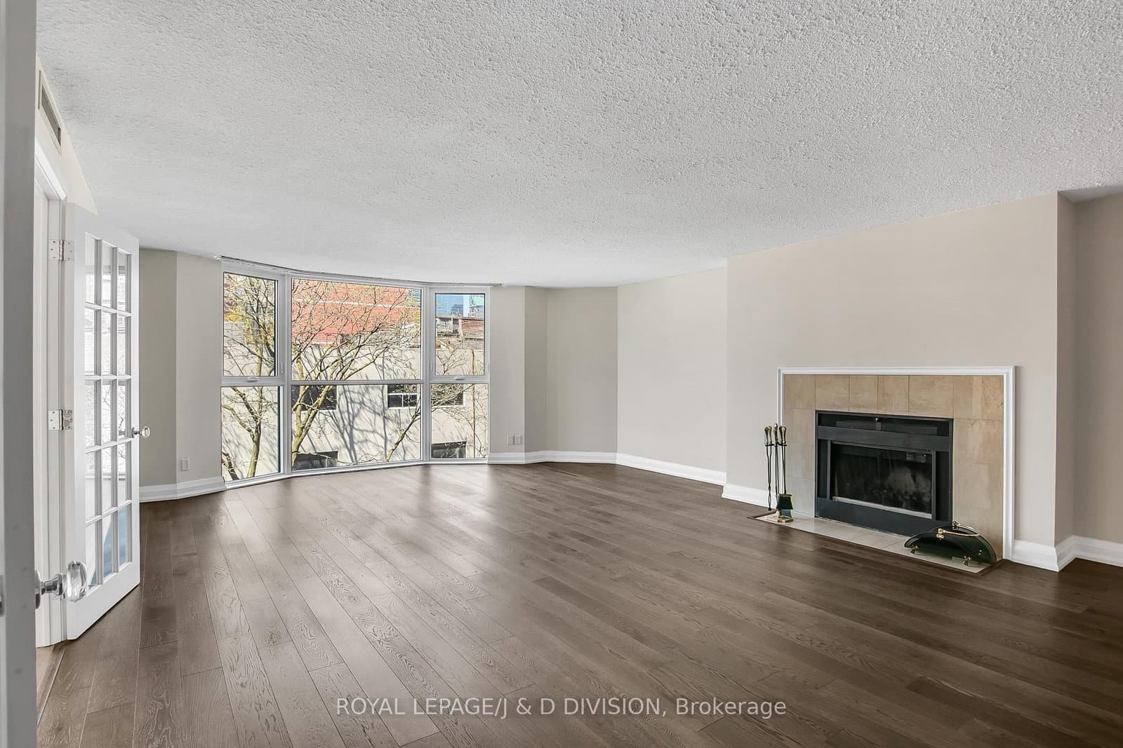 25 George Street, Unit 405 thumbnail 5