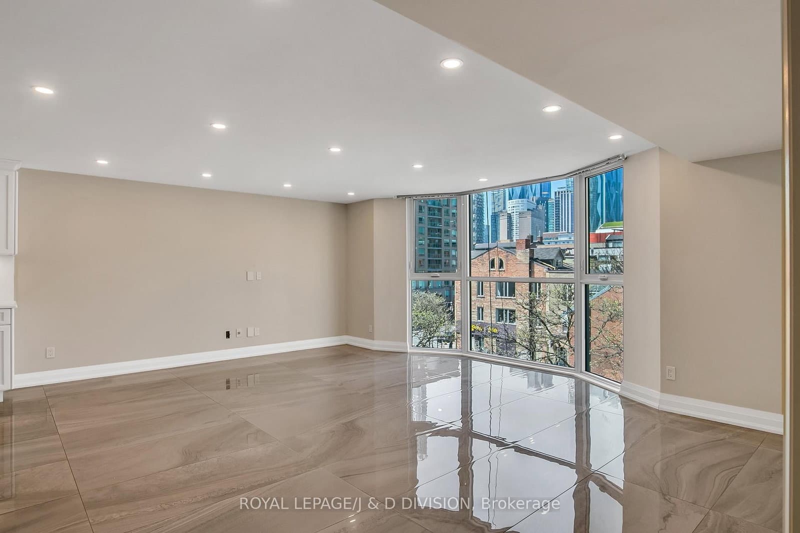 25 George Street, Unit 405 thumbnail 7