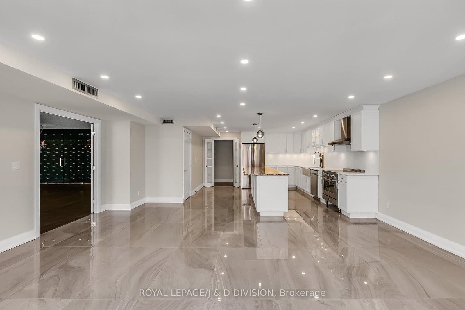 25 George Street, Unit 405 thumbnail 9