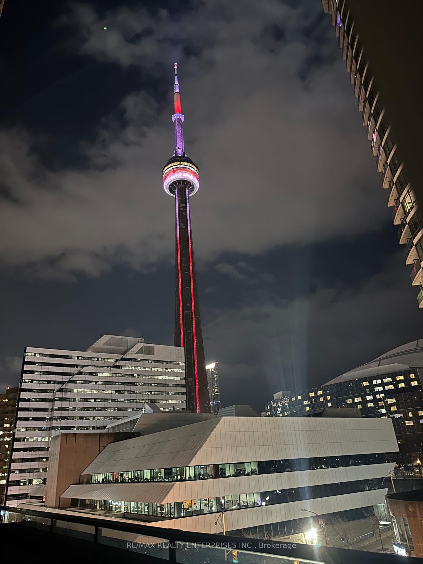 20 Blue Jays Way, Unit 517 thumbnail 10