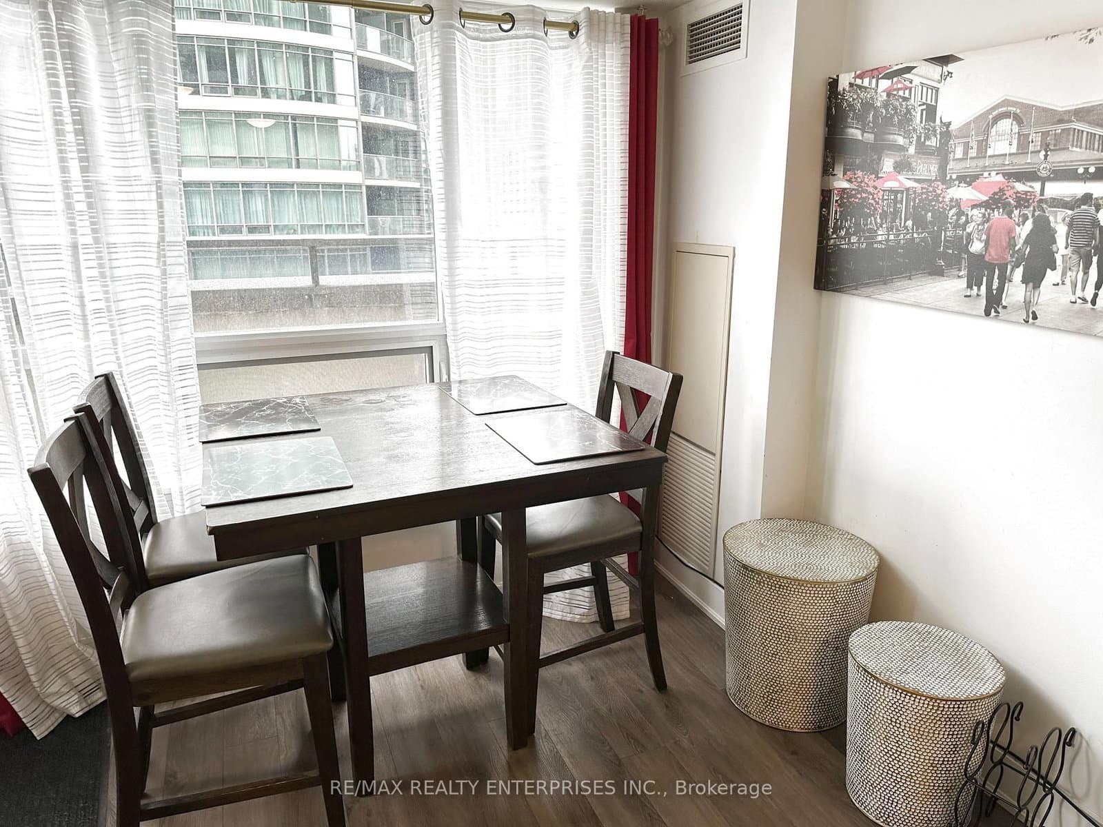 20 Blue Jays Way, Unit 517 thumbnail 12