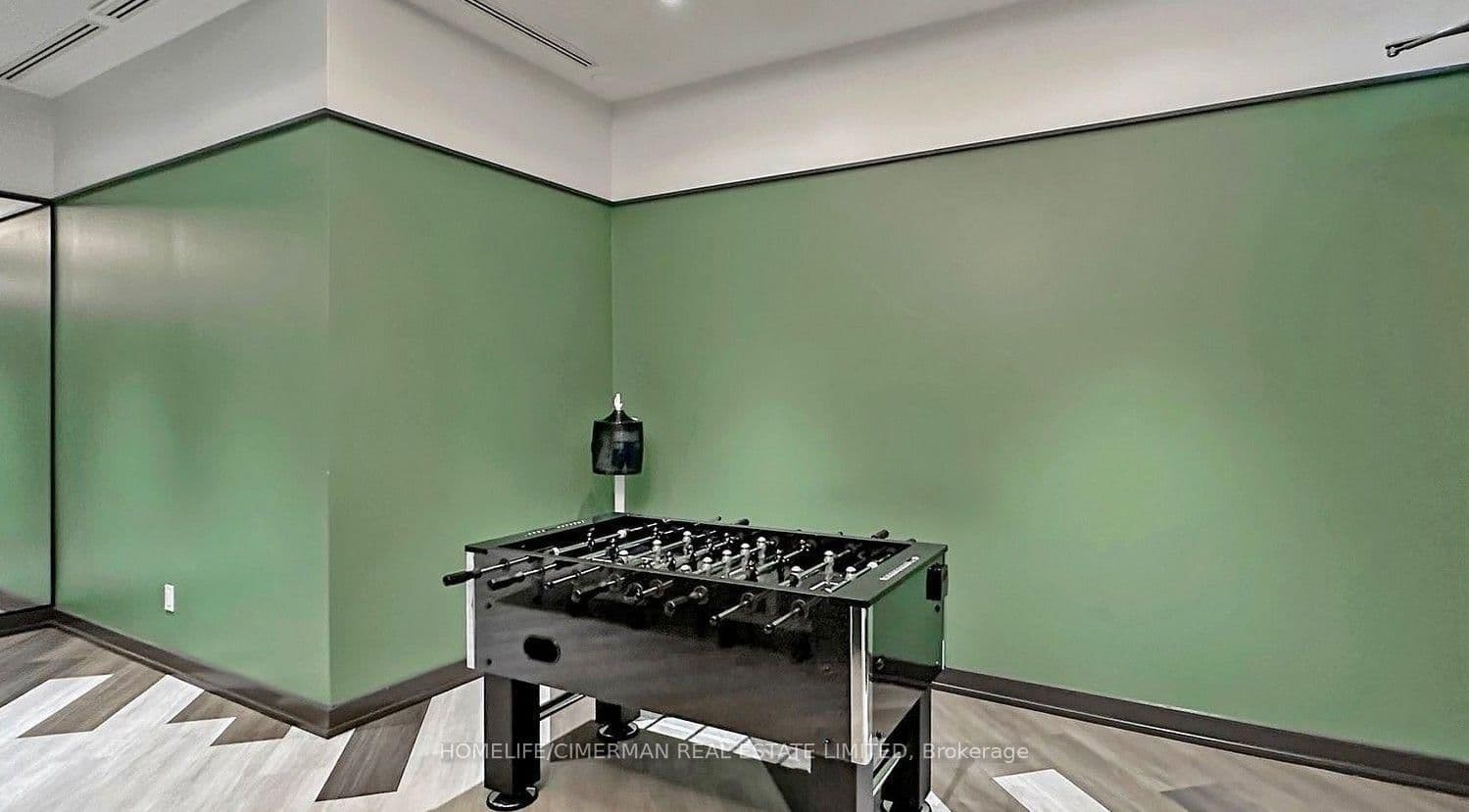 188 Fairview Mall Drive, Unit 1816 thumbnail 19