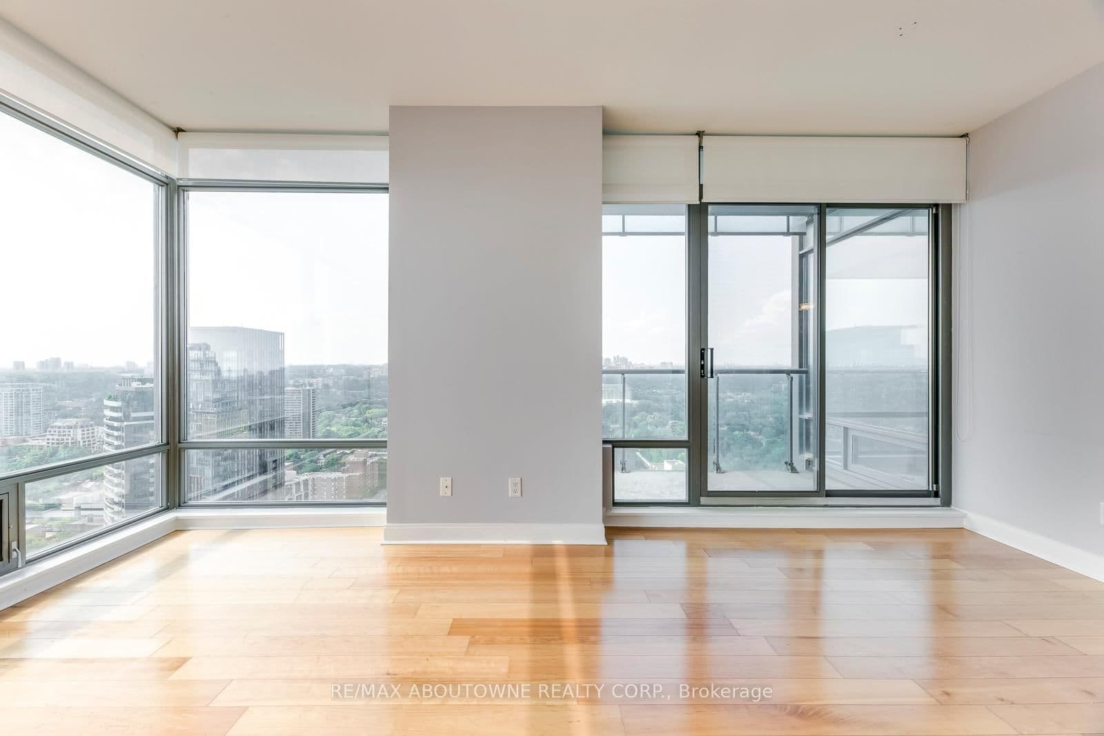 18 Yorkville Avenue, Unit 3204 thumbnail 10