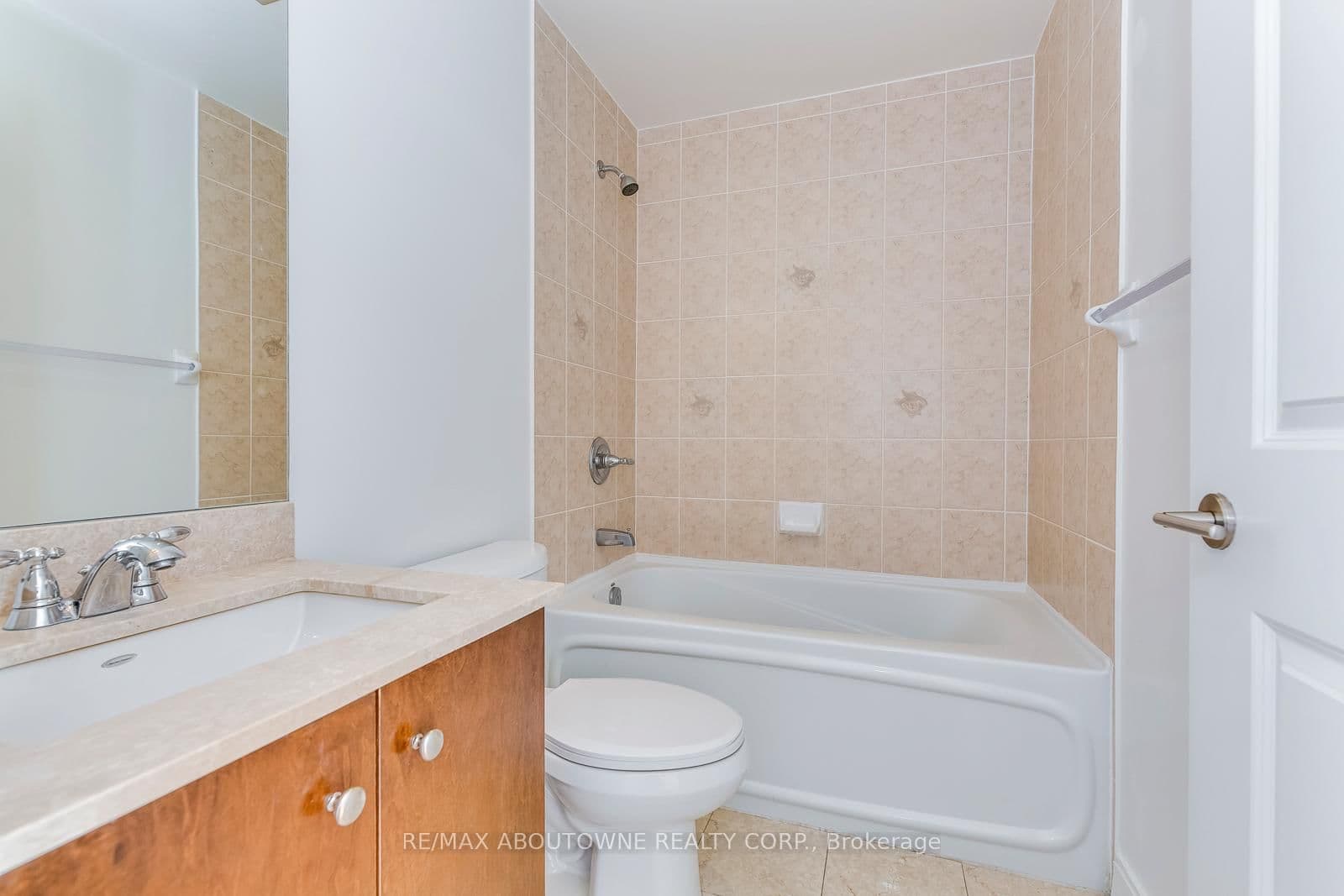 18 Yorkville Avenue, Unit 3204 thumbnail 20
