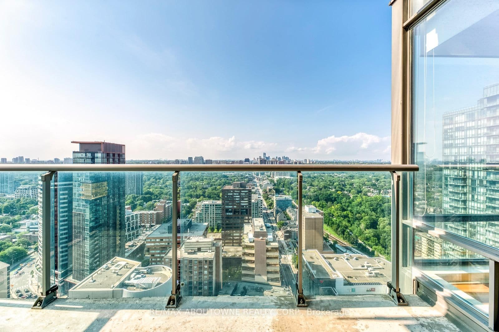 18 Yorkville Avenue, Unit 3204 thumbnail 26