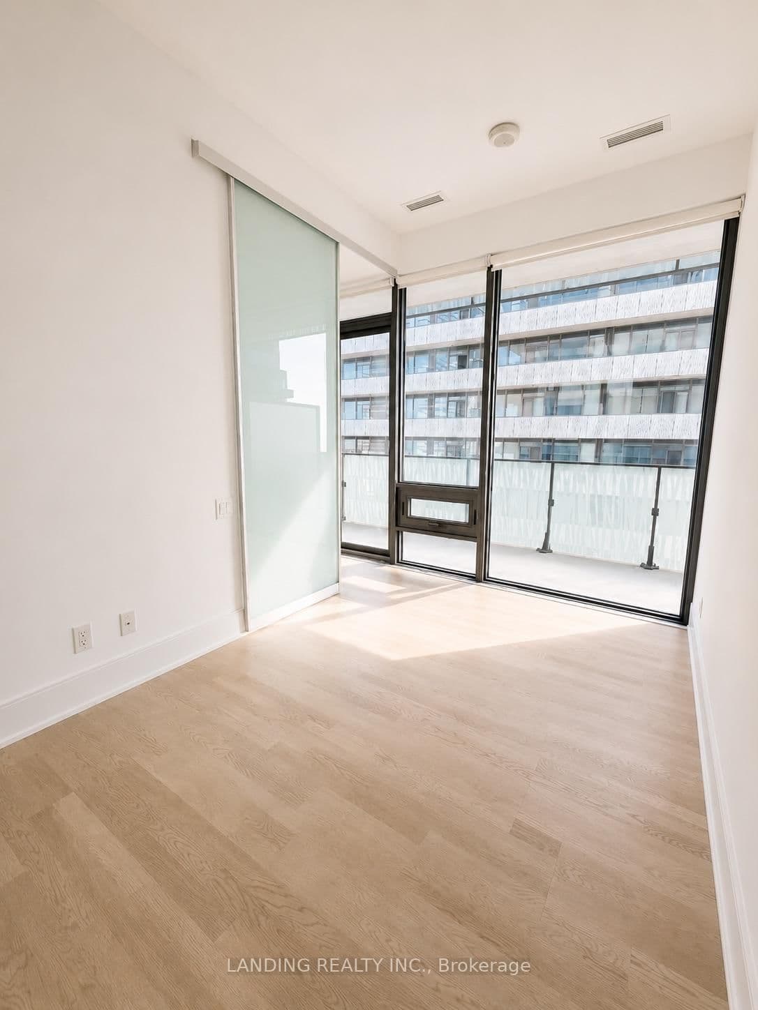 42 Charles Street E, Unit LPH4806 thumbnail 10