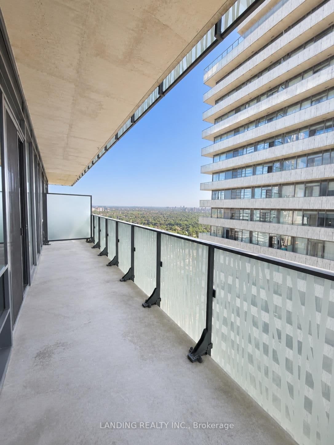 42 Charles Street E, Unit LPH4806 thumbnail 11