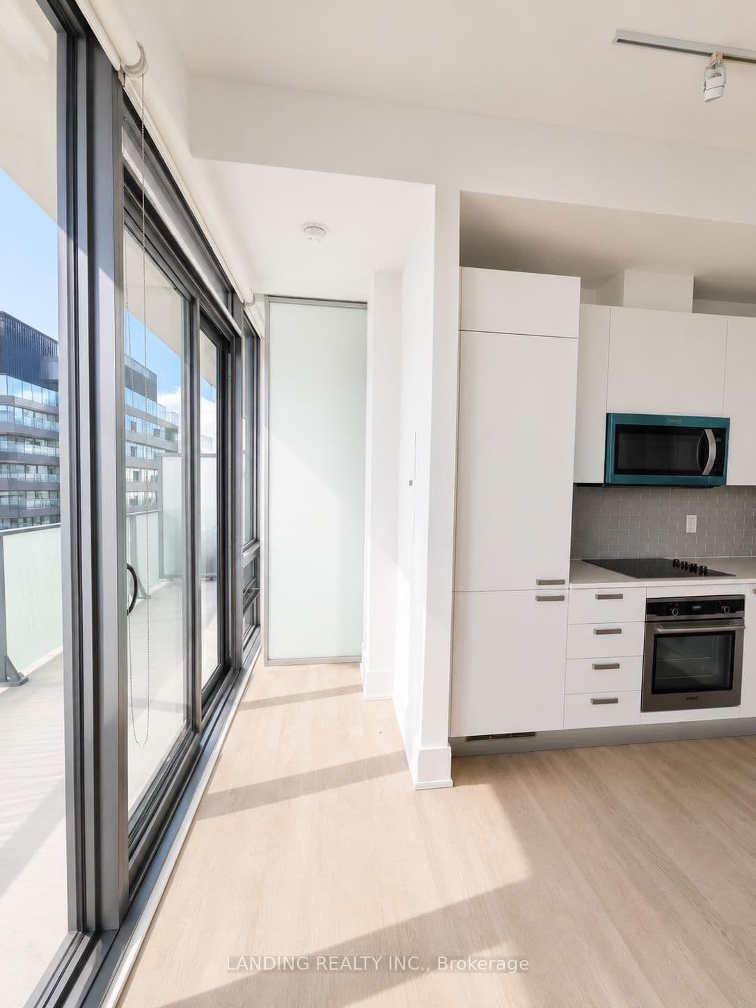 42 Charles Street E, Unit LPH4806 thumbnail 8