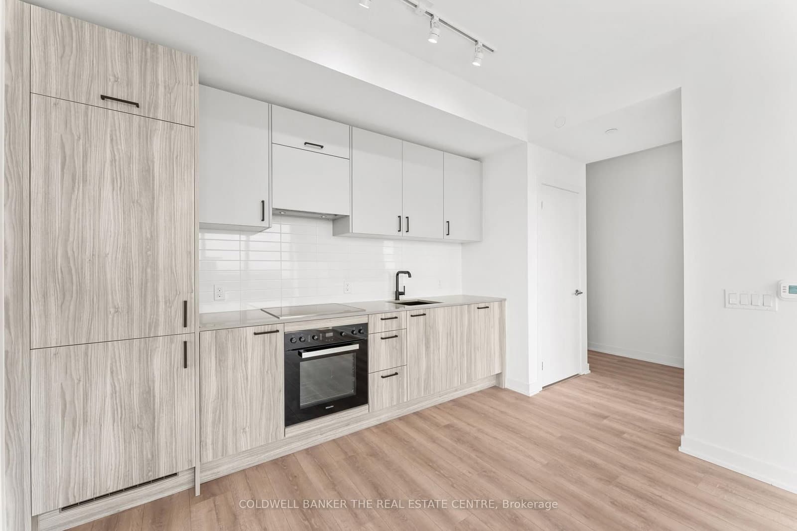 1 Quarrington Lane, Unit 2203 thumbnail 3