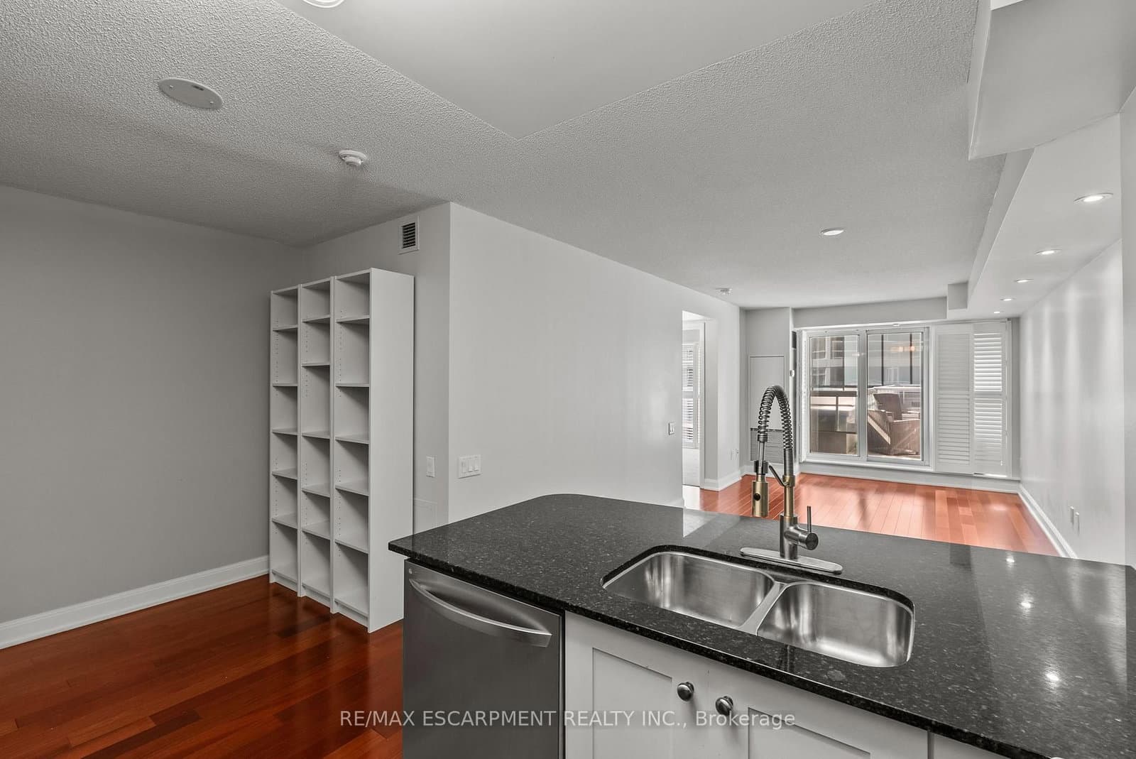 2181 Yonge Street, Unit 603 thumbnail 18