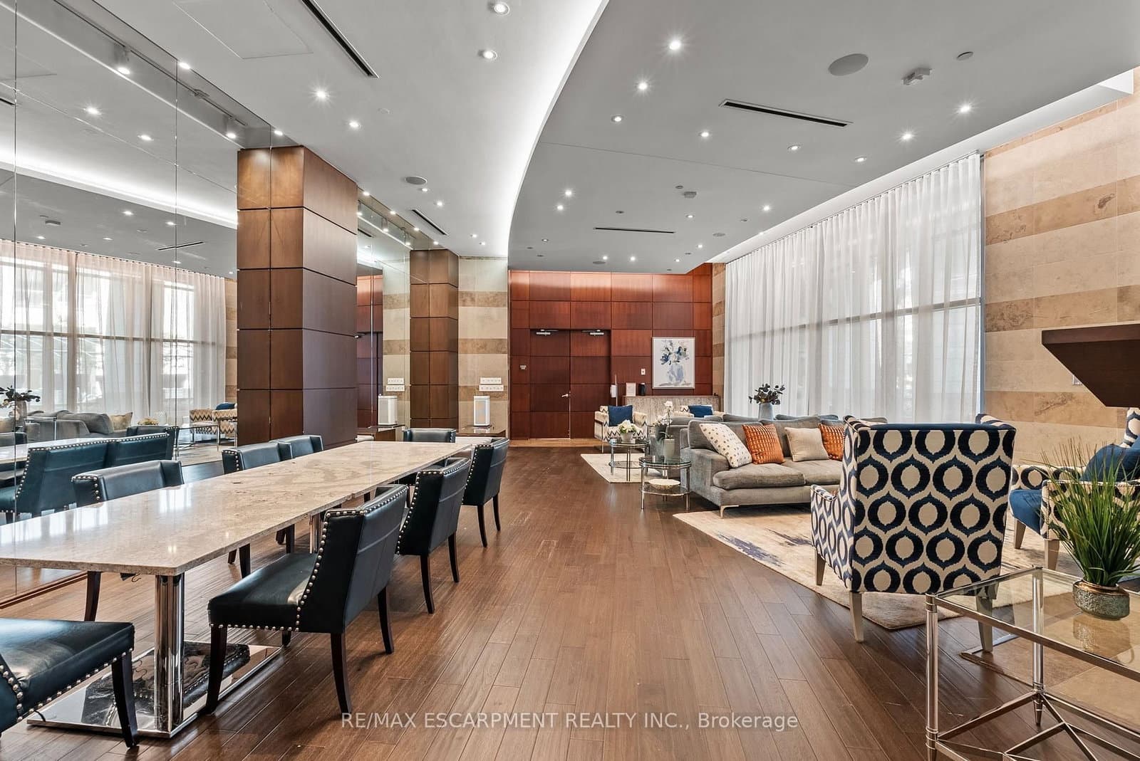 2181 Yonge Street, Unit 603 thumbnail 3