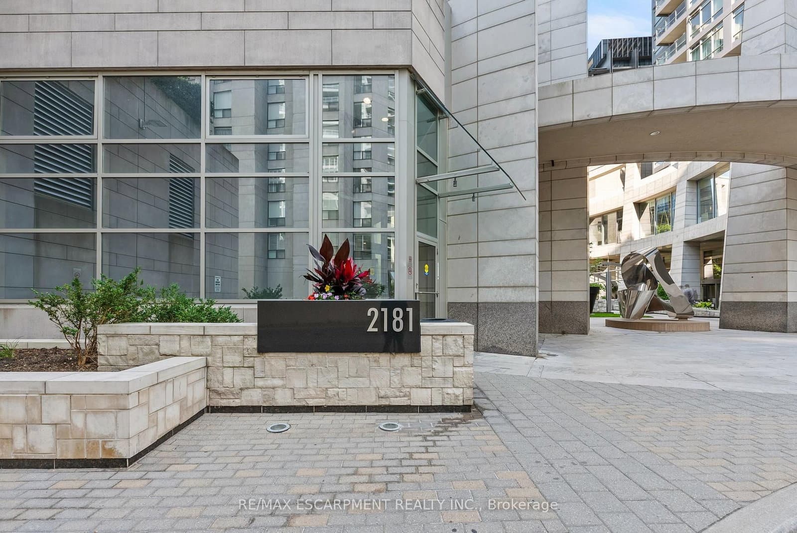 2181 Yonge Street, Unit 603 thumbnail 7