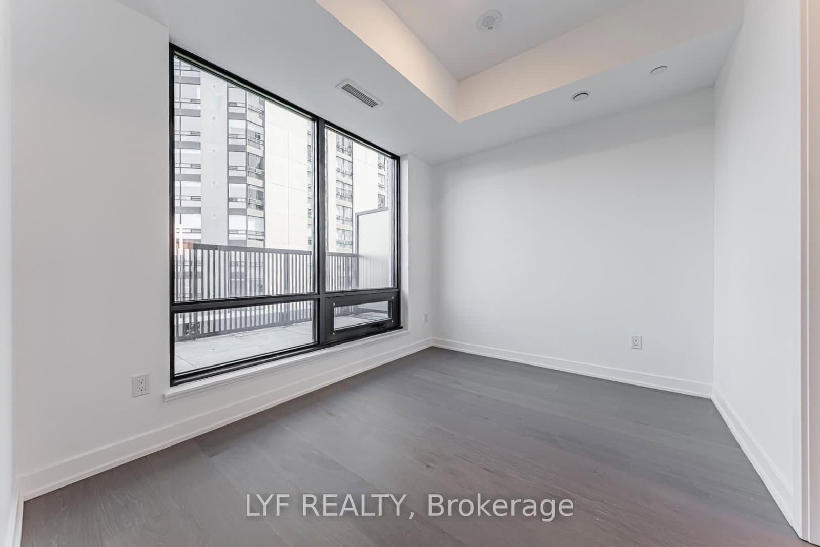 91 Montclair Avenue, Unit 826 thumbnail 10
