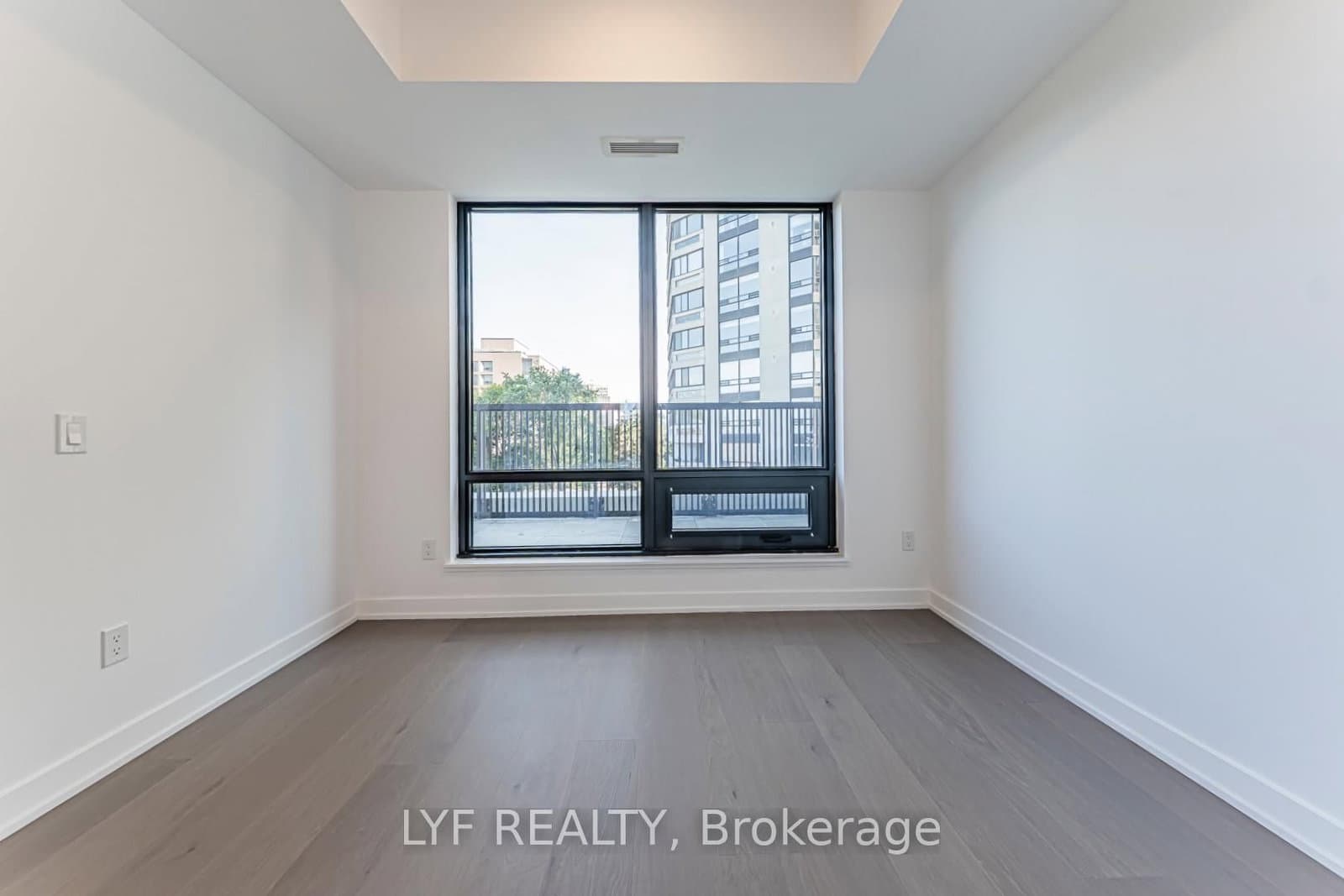 91 Montclair Avenue, Unit 826 thumbnail 12