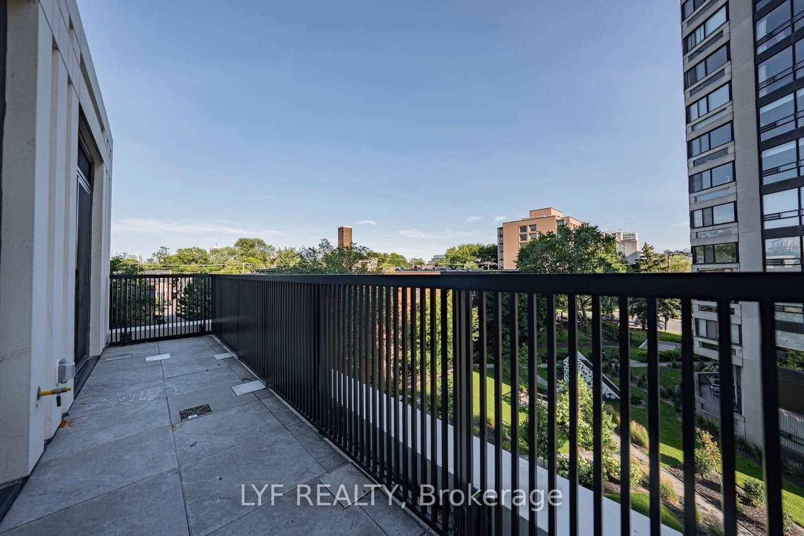91 Montclair Avenue, Unit 826 thumbnail 22