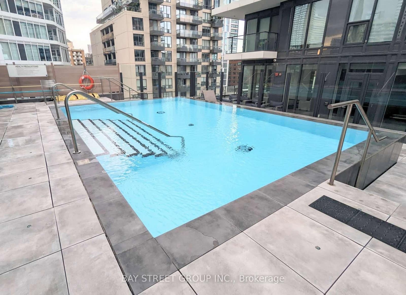 77 Shuter Street, Unit 1707 thumbnail 20