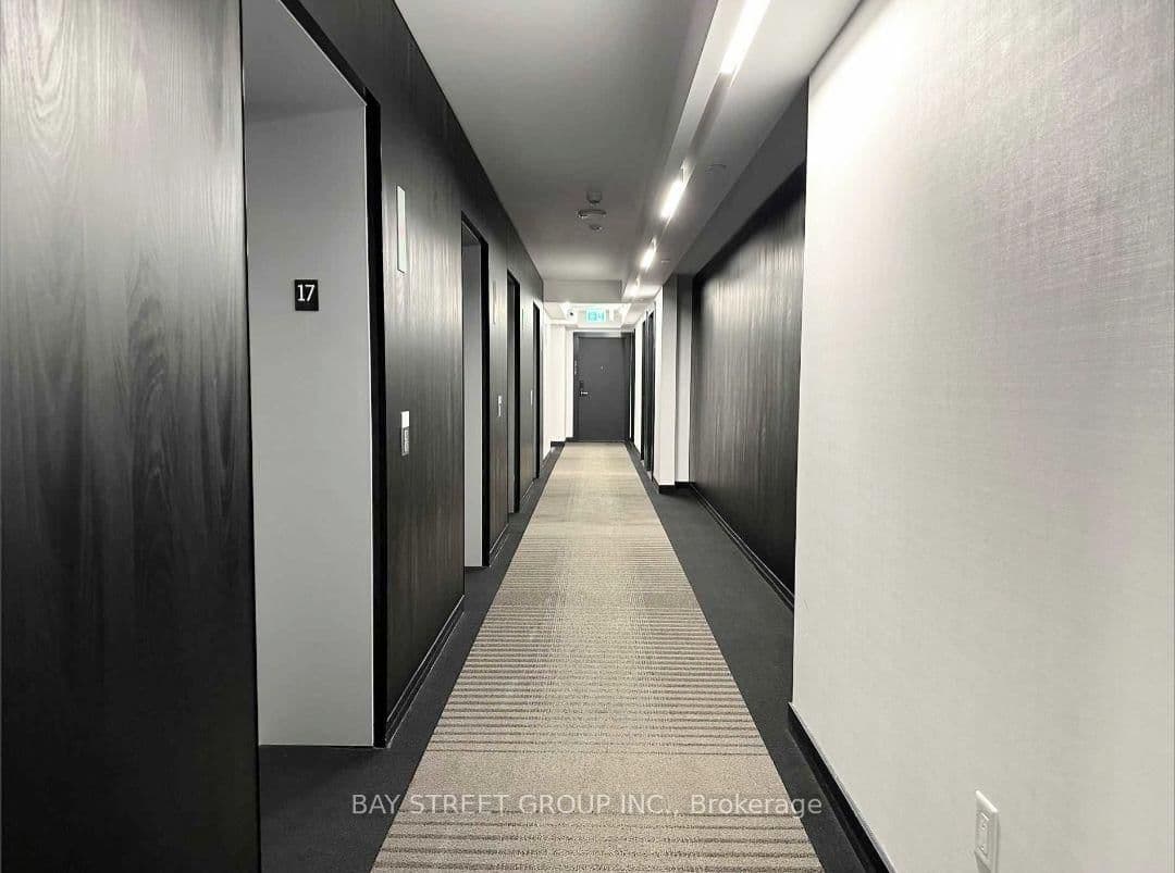 77 Shuter Street, Unit 1707 thumbnail 4