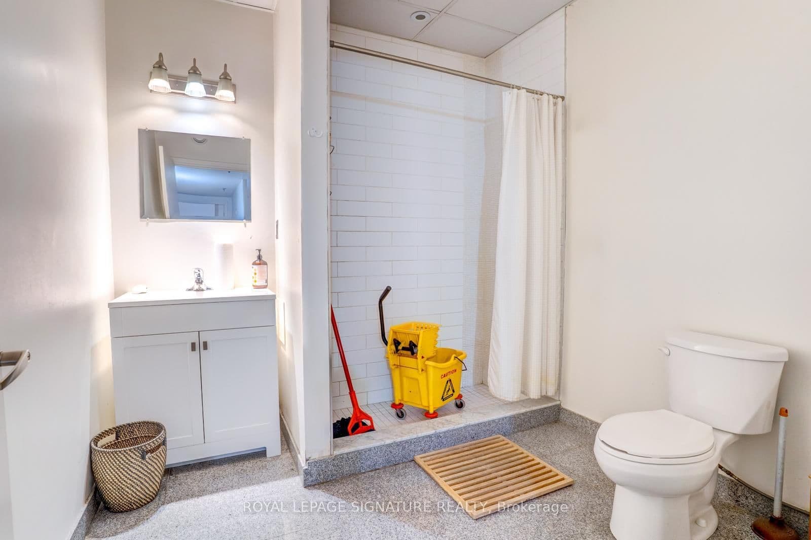 80 Mitchell Avenue, Unit Unit 2 thumbnail 13