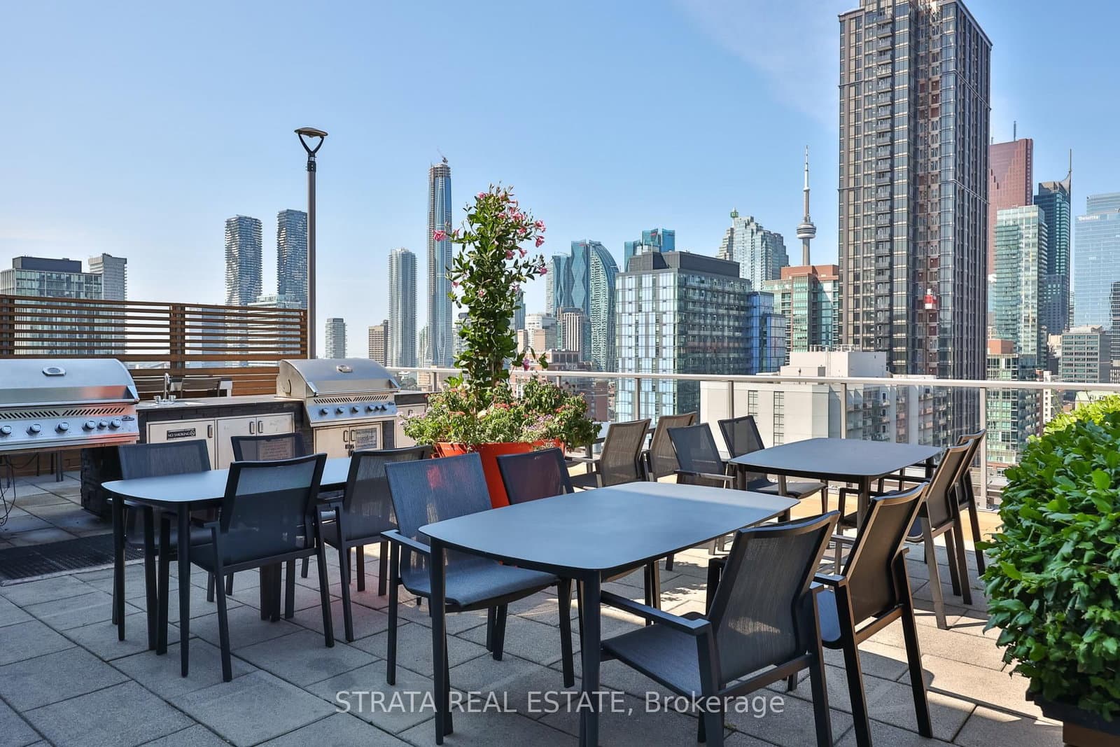 320 Richmond Street E, Unit 615 thumbnail 39