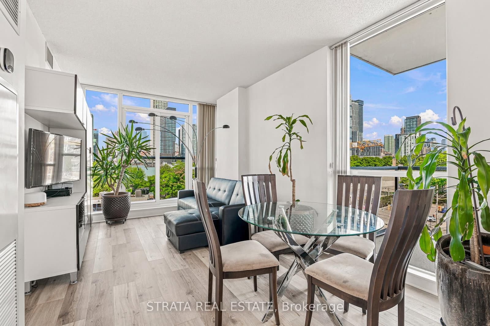 320 Richmond Street E, Unit 615 thumbnail 9