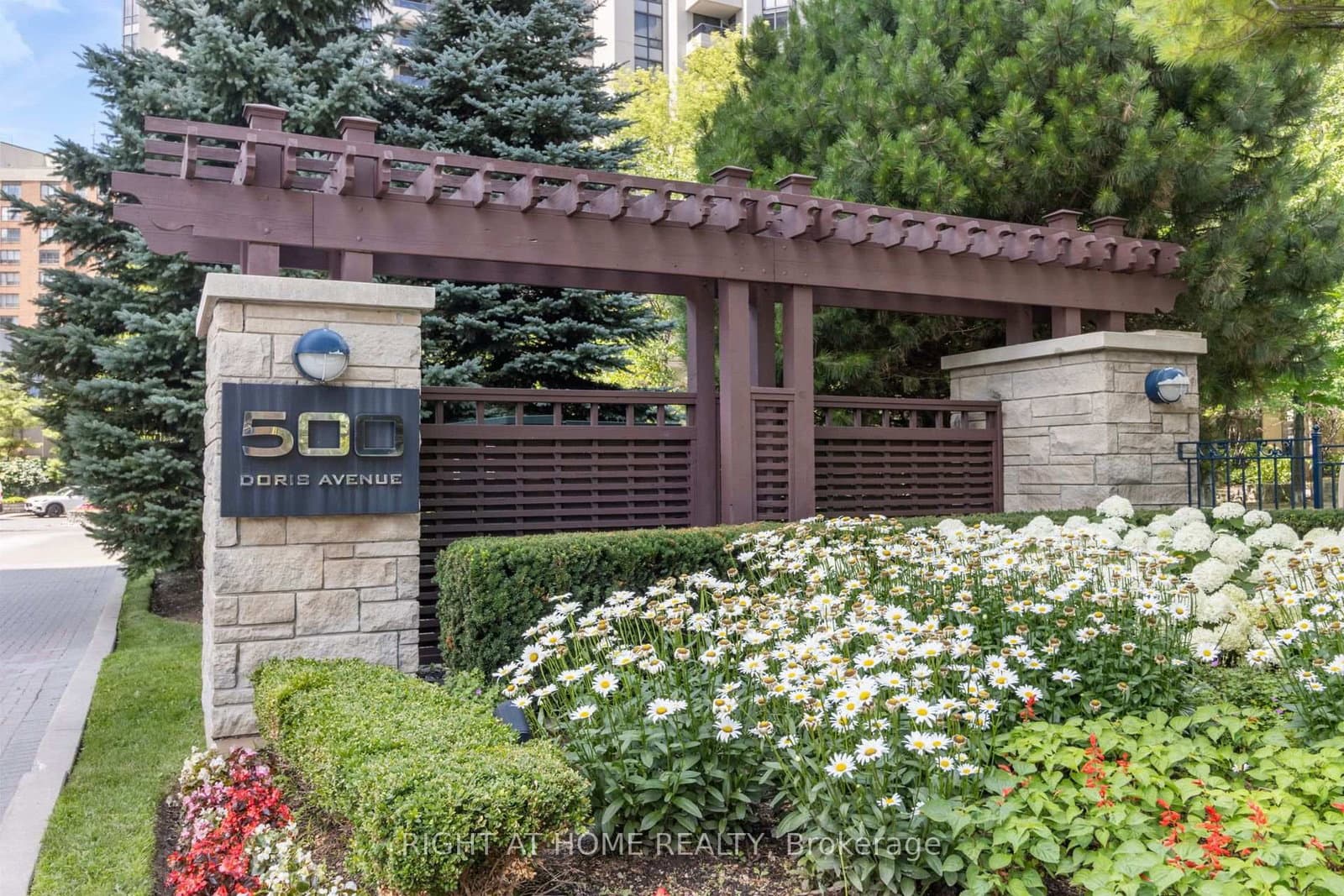 500 Doris Avenue, Unit TH1 - Image 1