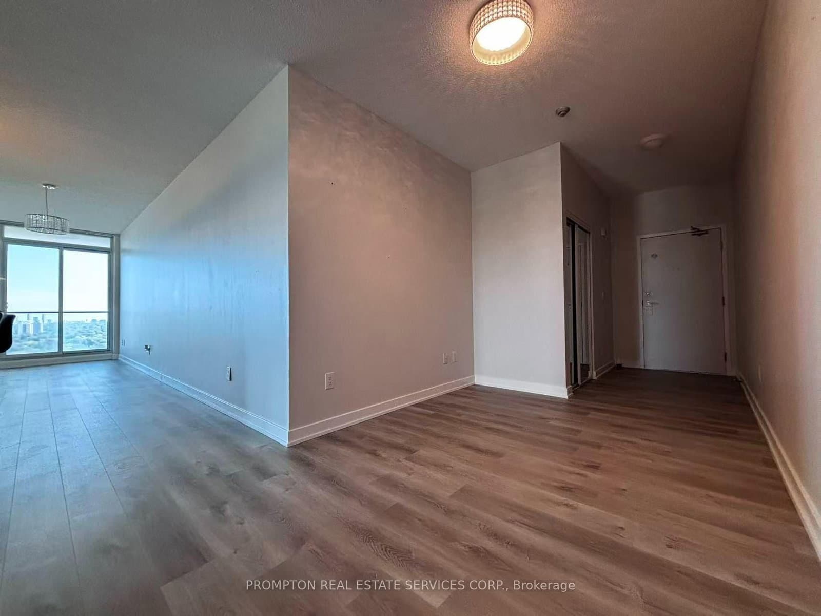 29 Singer Court, Unit 2611 thumbnail 3