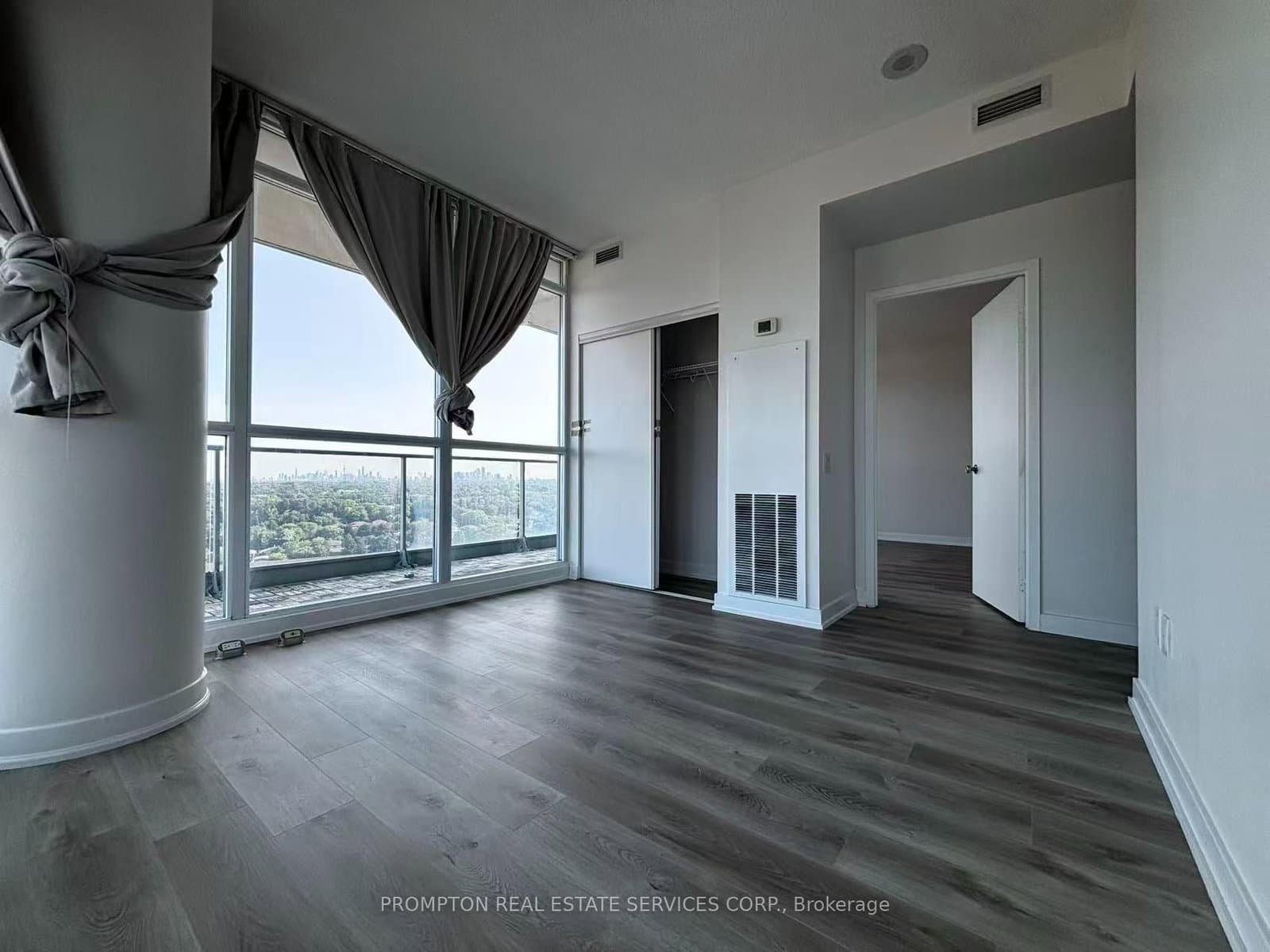 29 Singer Court, Unit 2611 thumbnail 4