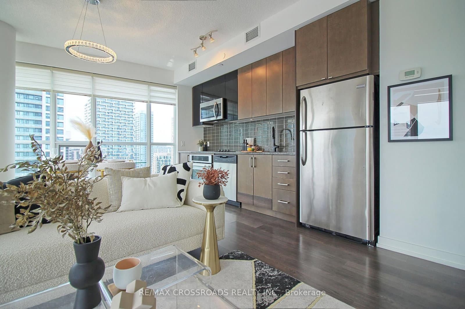 89 Dunfield Avenue, Unit 2202 thumbnail 11