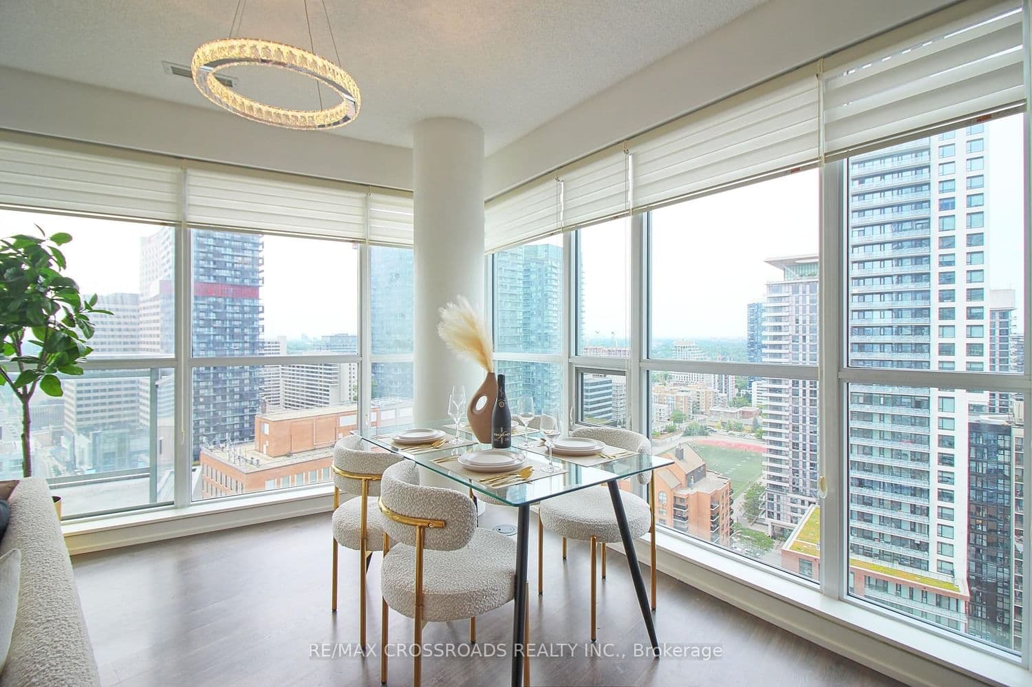 89 Dunfield Avenue, Unit 2202 thumbnail 12