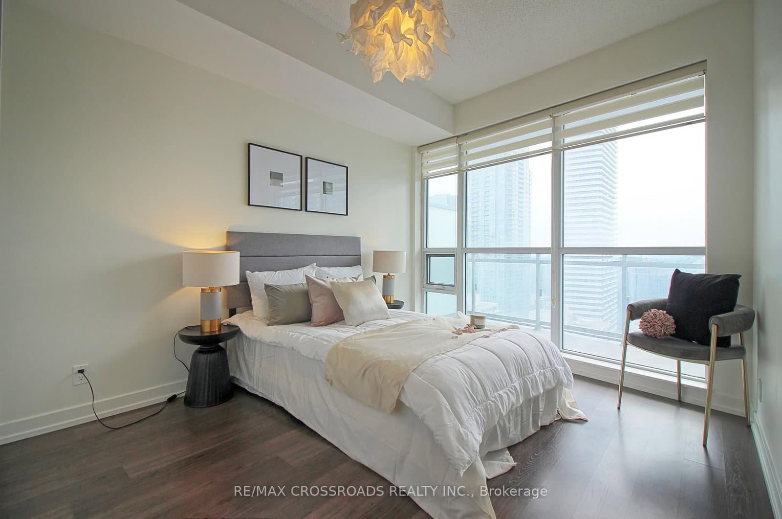 89 Dunfield Avenue, Unit 2202 thumbnail 15