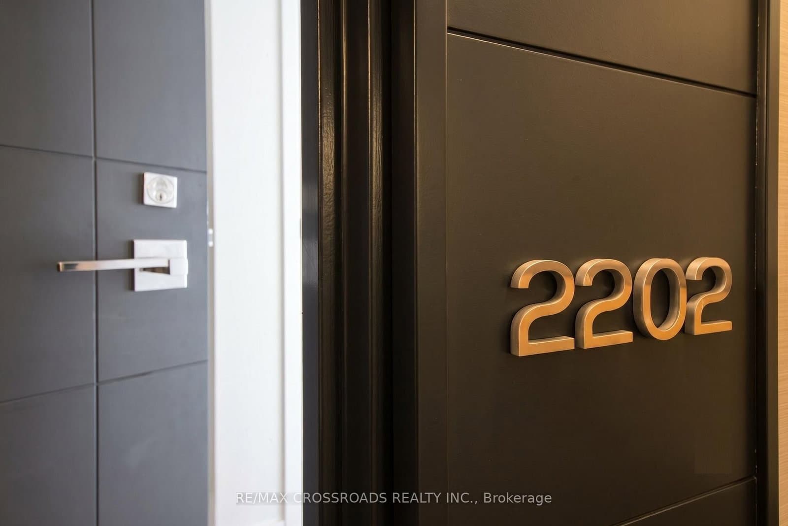 89 Dunfield Avenue, Unit 2202 thumbnail 4