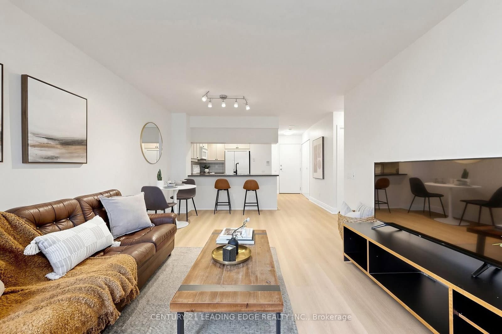 15 Northtown Way, Unit 328 thumbnail 4