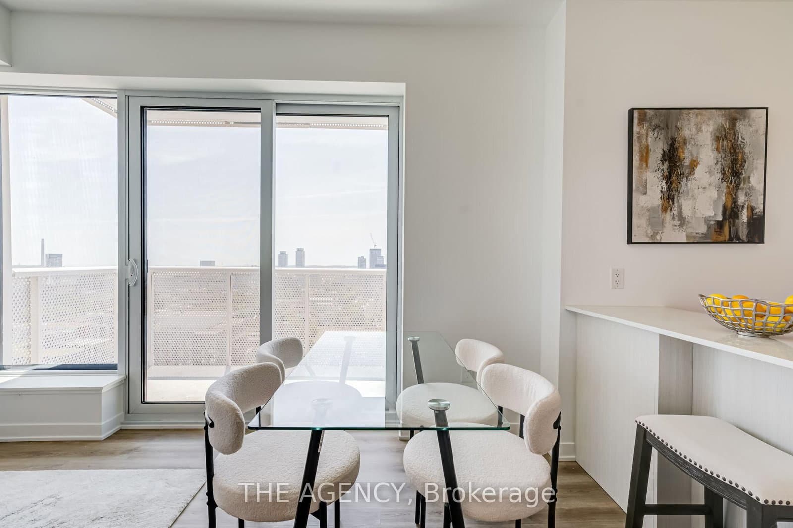 10 Oak Street, Unit 2403 thumbnail 12