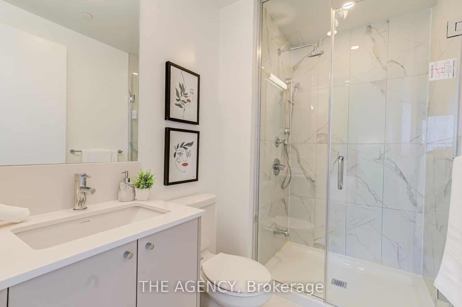 10 Oak Street, Unit 2403 thumbnail 16
