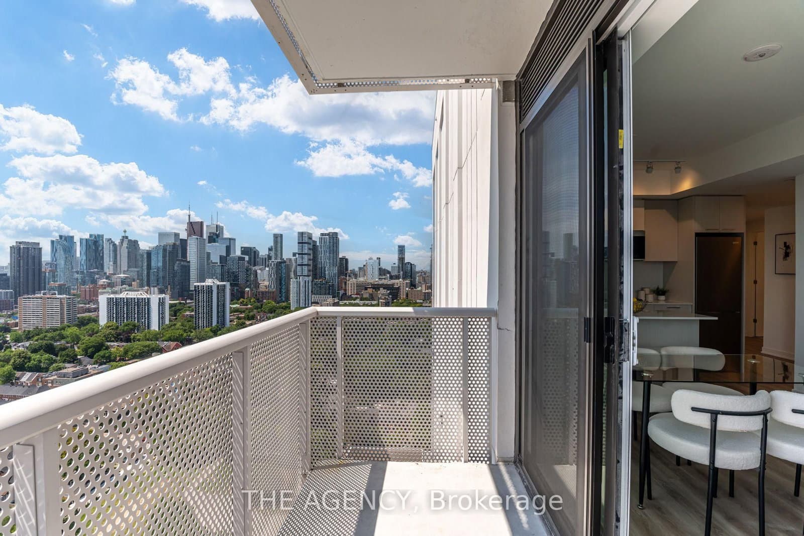 10 Oak Street, Unit 2403 thumbnail 27