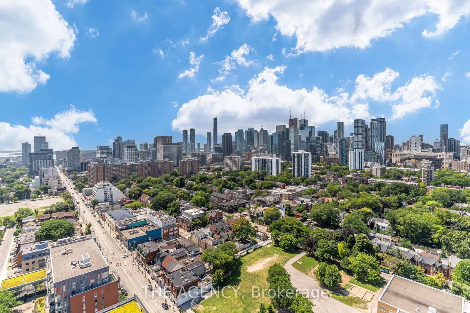 10 Oak Street, Unit 2403 thumbnail 29