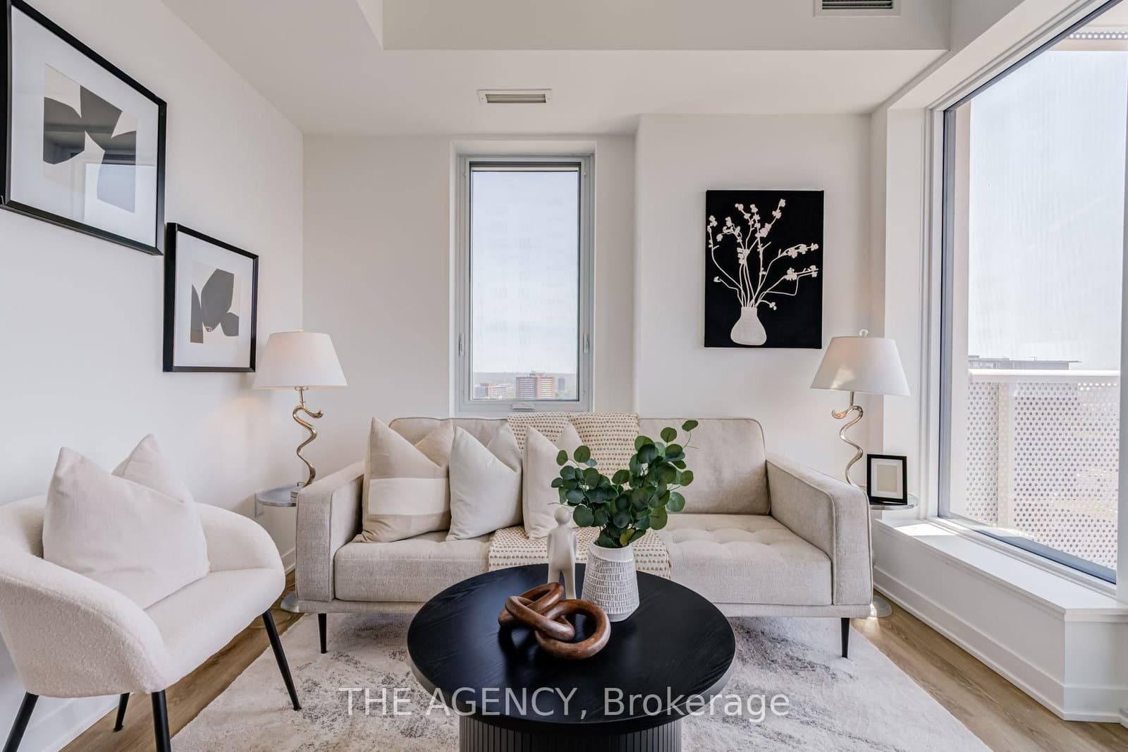 10 Oak Street, Unit 2403 thumbnail 8