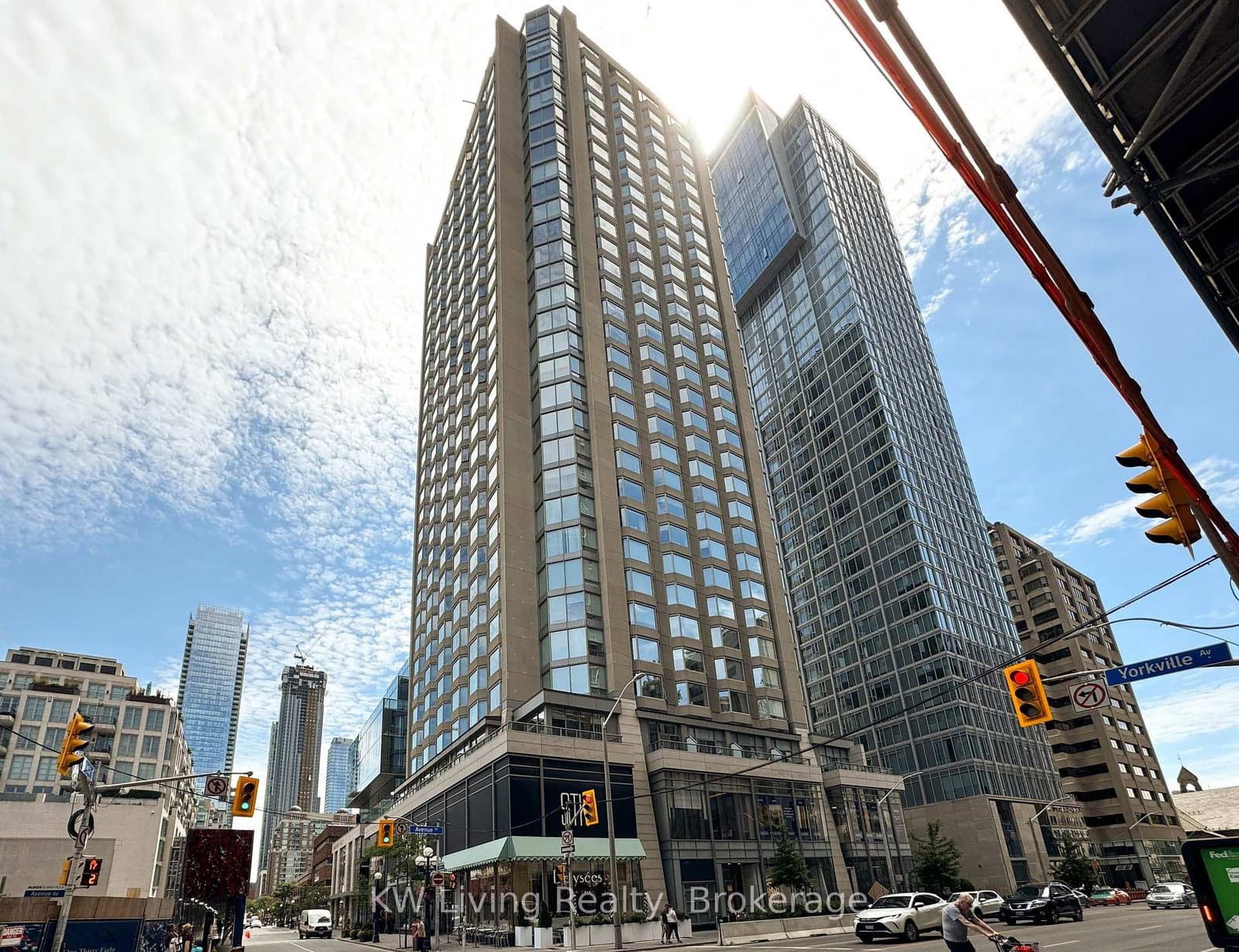 155 Yorkville Avenue, Unit 517 - Image 1