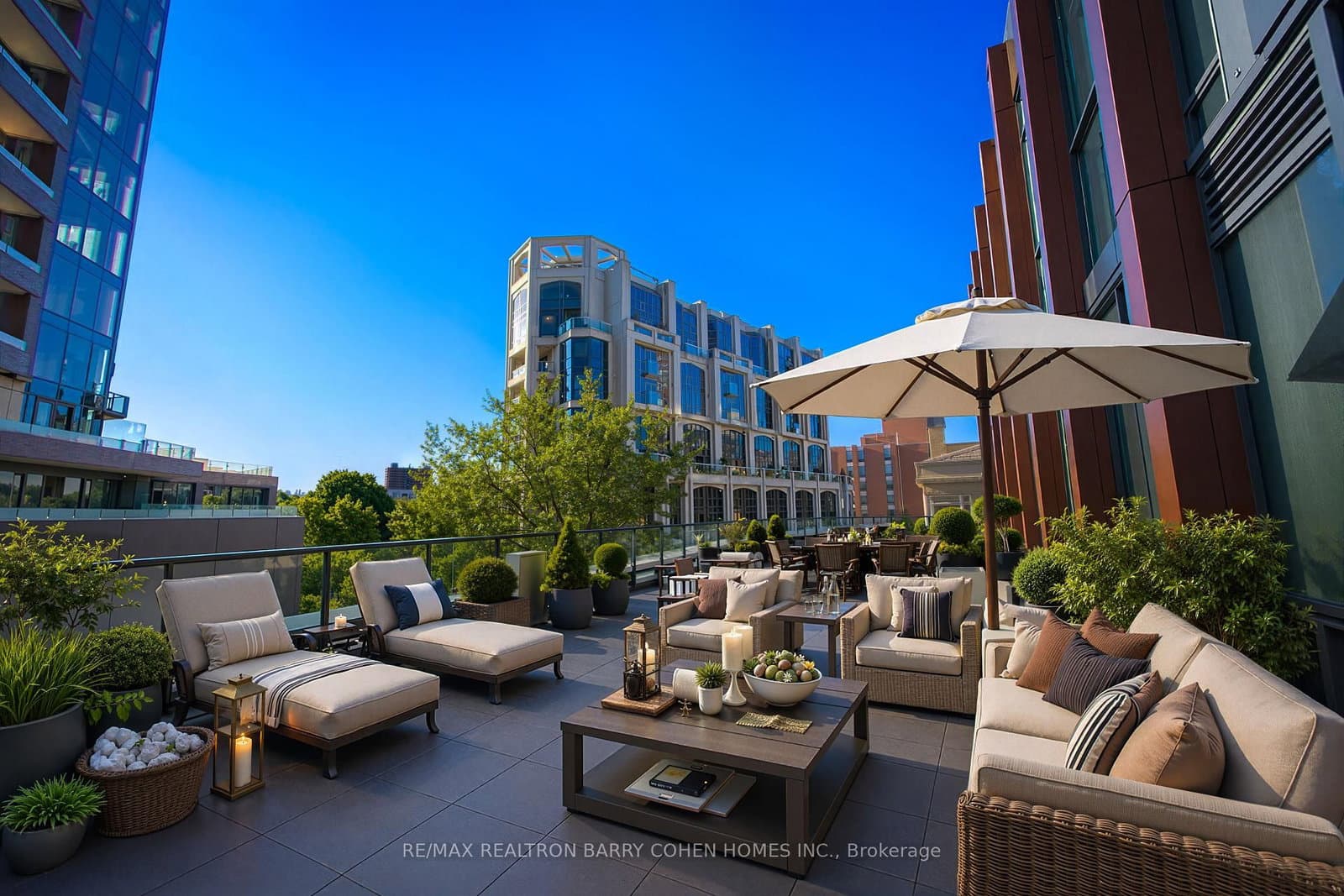 32 Davenport Road, Unit 303 - Image 1