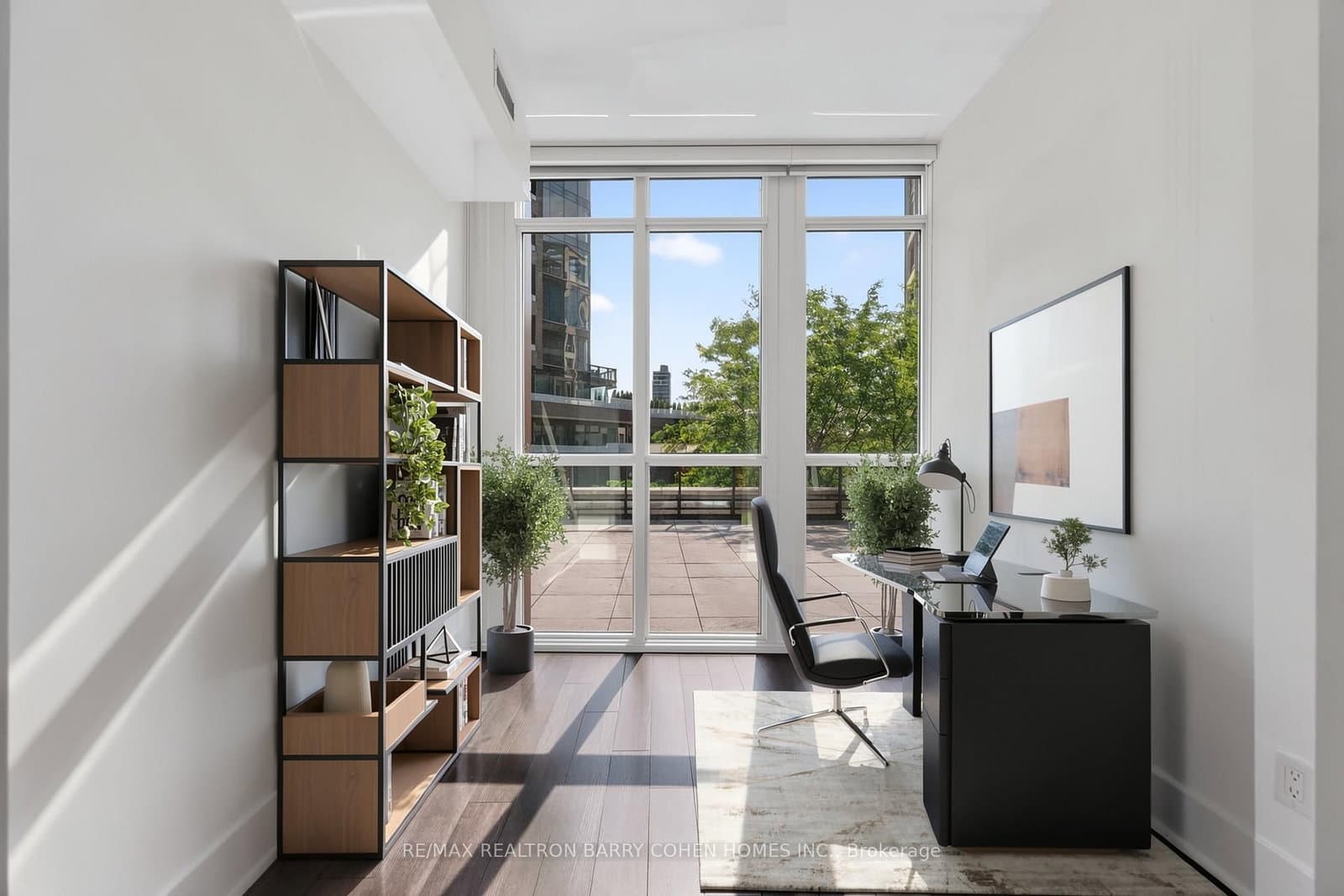 32 Davenport Road, Unit 303 thumbnail 16