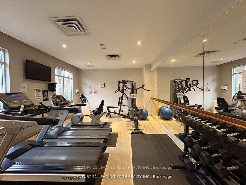 18 Kenaston Gardens, Unit 712 thumbnail 12