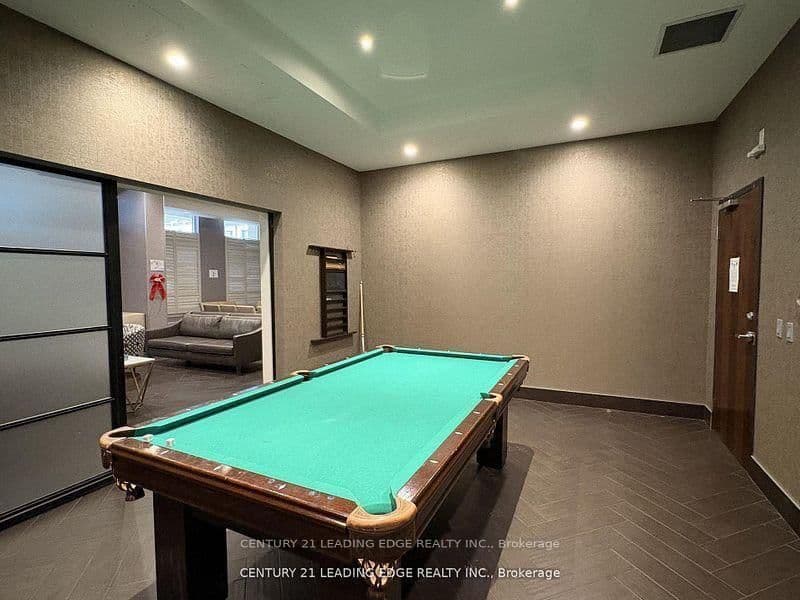 18 Kenaston Gardens, Unit 712 thumbnail 13