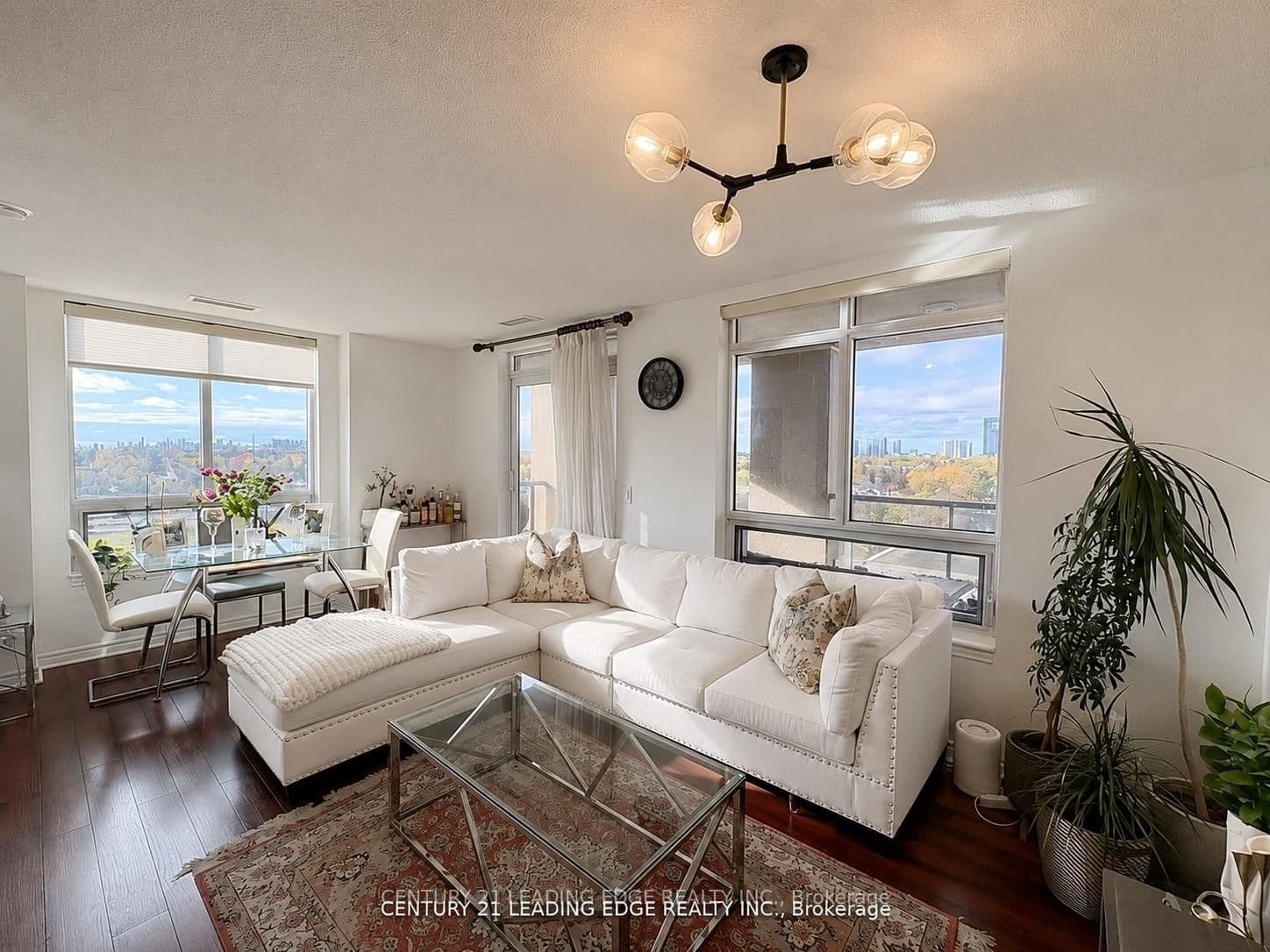 18 Kenaston Gardens, Unit 712 thumbnail 2