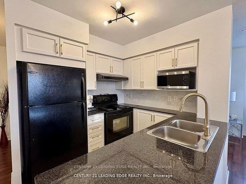 18 Kenaston Gardens, Unit 712 thumbnail 4