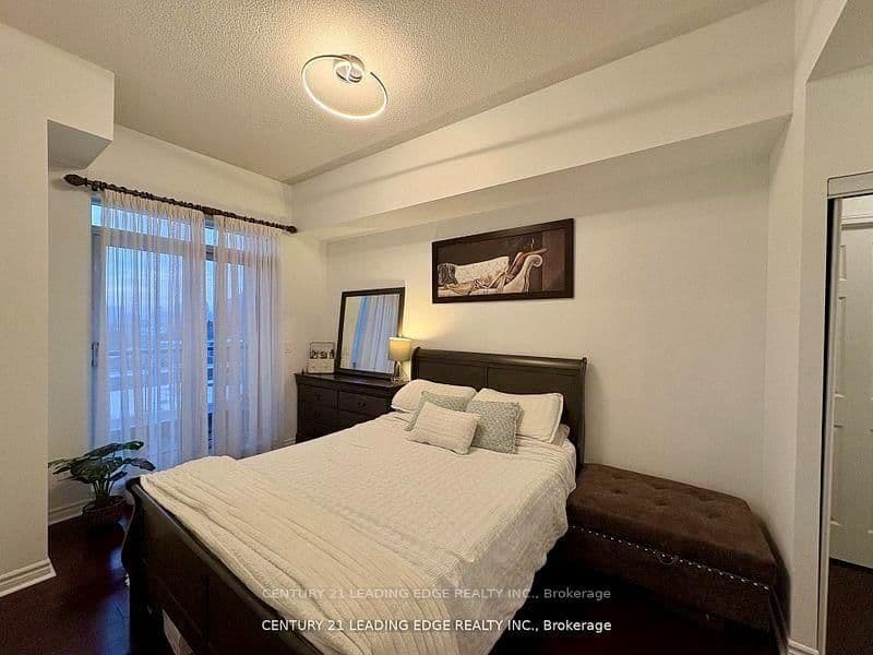 18 Kenaston Gardens, Unit 712 thumbnail 5