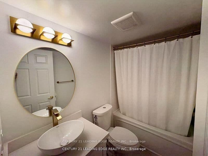 18 Kenaston Gardens, Unit 712 thumbnail 9