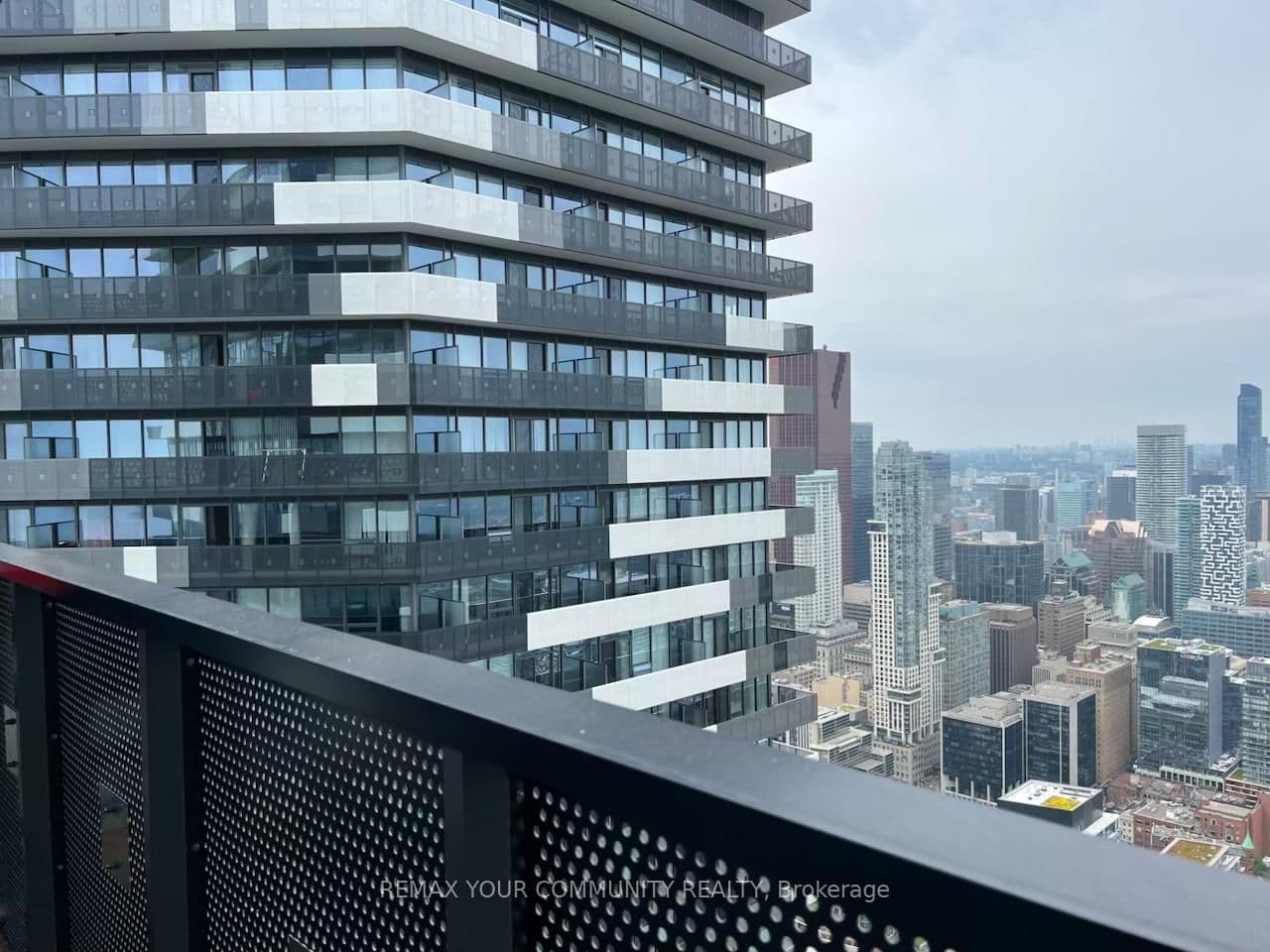 138 Downes Street, Unit 7302 thumbnail 28