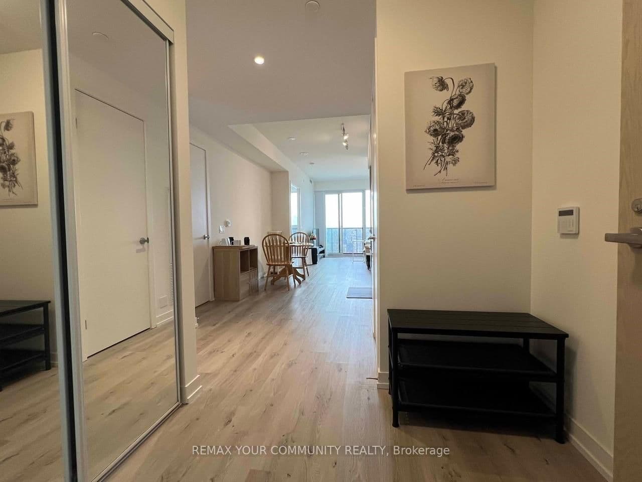 138 Downes Street, Unit 7302 thumbnail 3