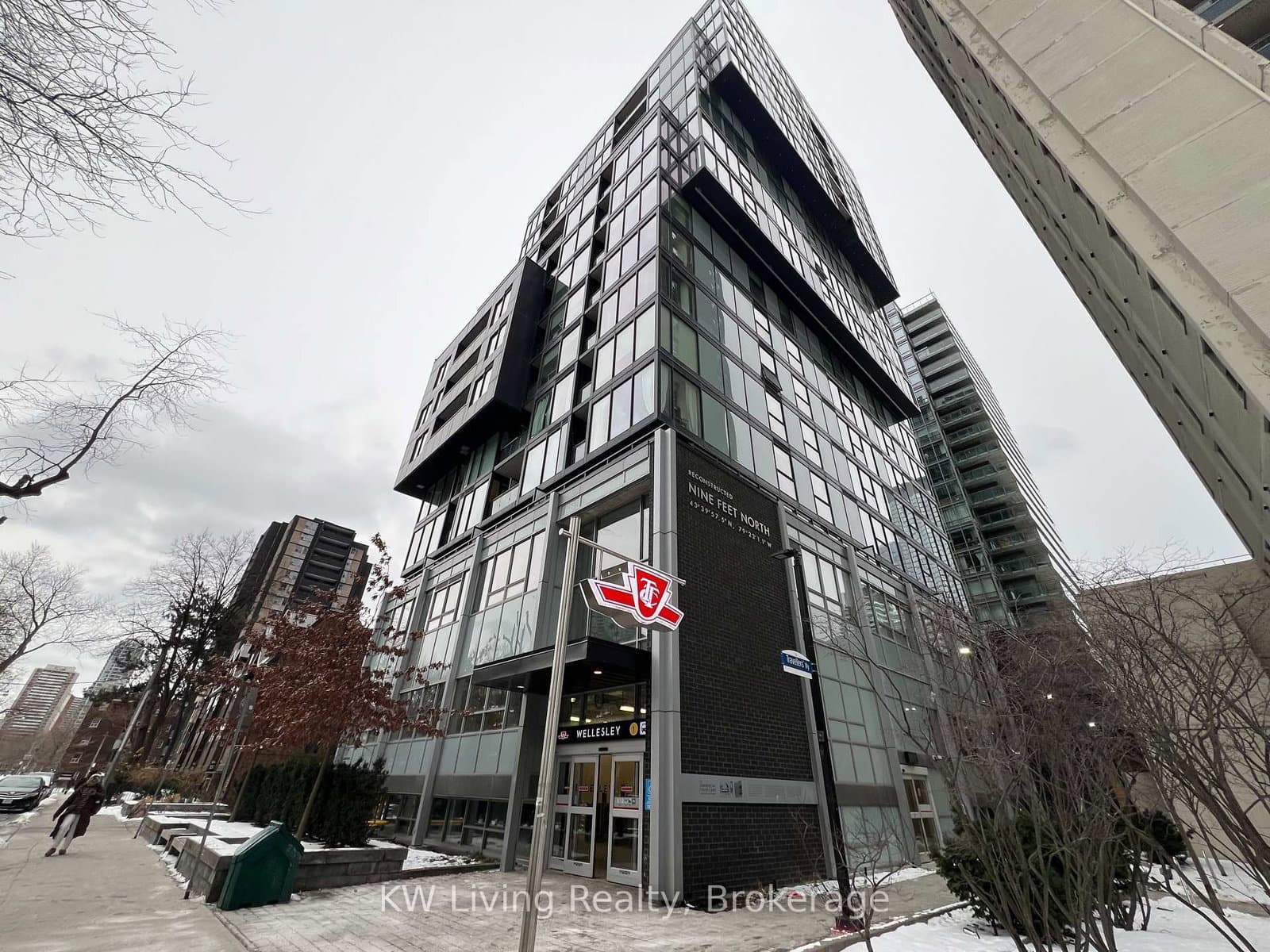 17 Dundonald Street, Unit 1007 - Image 1