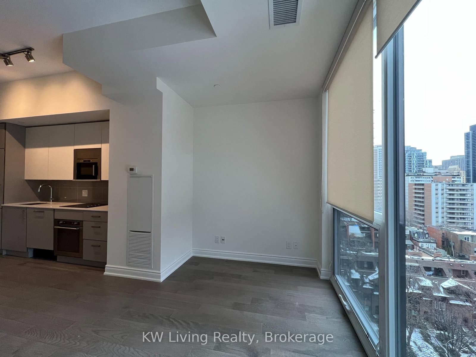 17 Dundonald Street, Unit 1007 thumbnail 10